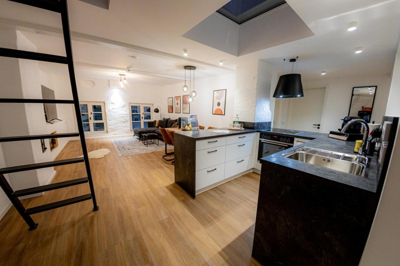 Highlight Am Stadtplatz Muehldorf - C4S Come4Stay - 2 Zimmer Wohnung I Bis Zu 5 Gaeste Eksteriør bilde