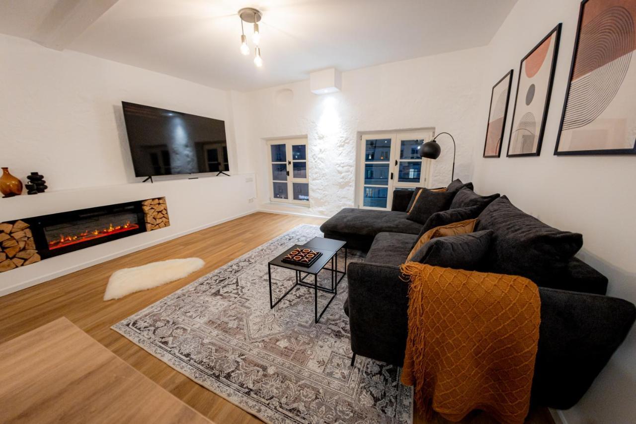Highlight Am Stadtplatz Muehldorf - C4S Come4Stay - 2 Zimmer Wohnung I Bis Zu 5 Gaeste Eksteriør bilde