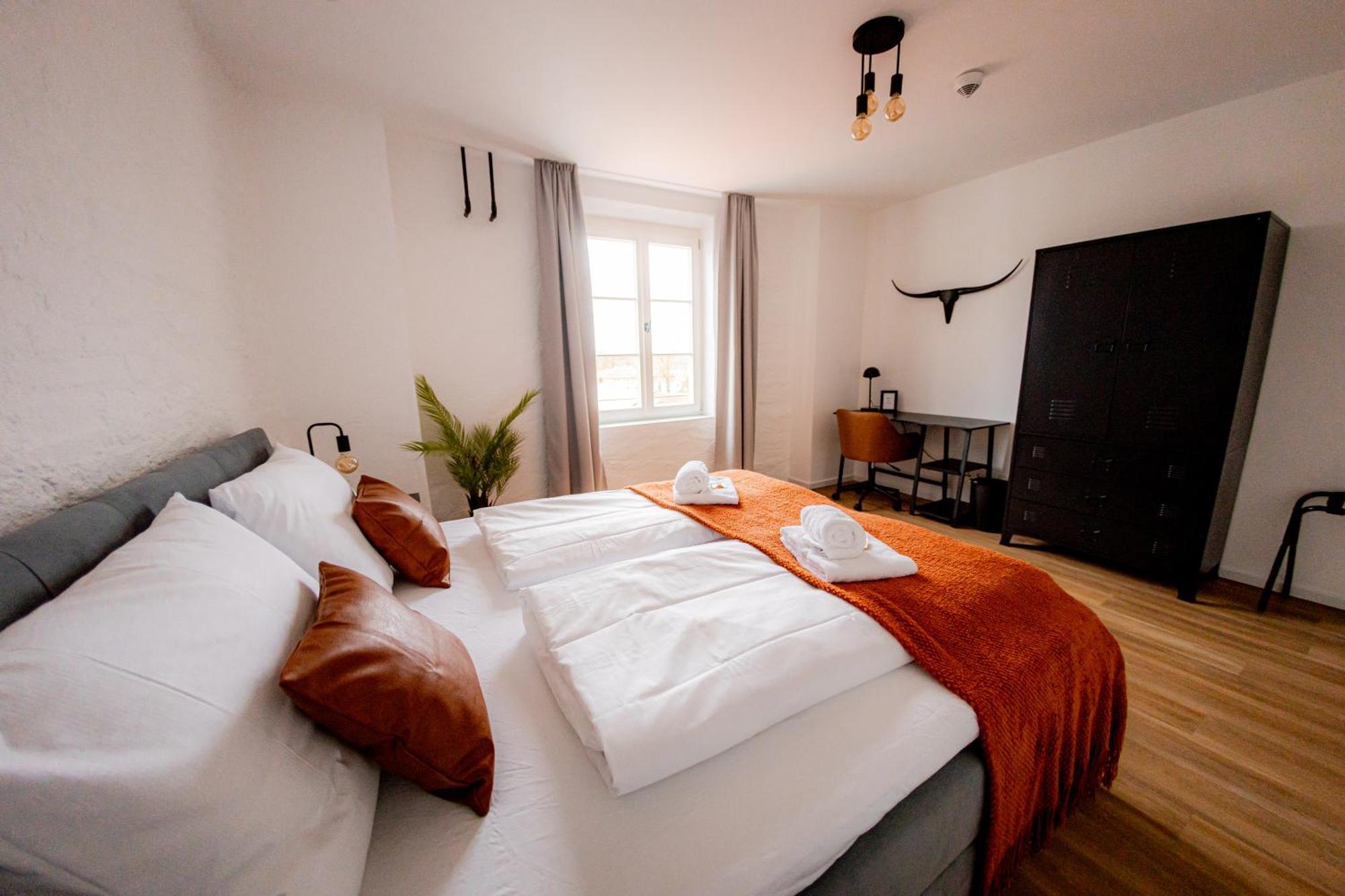 Highlight Am Stadtplatz Muehldorf - C4S Come4Stay - 2 Zimmer Wohnung I Bis Zu 5 Gaeste Eksteriør bilde
