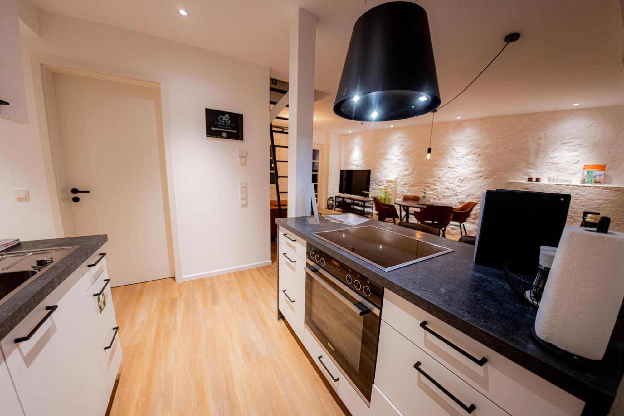 Highlight Am Stadtplatz Muehldorf - C4S Come4Stay - 2 Zimmer Wohnung I Bis Zu 5 Gaeste Rom bilde